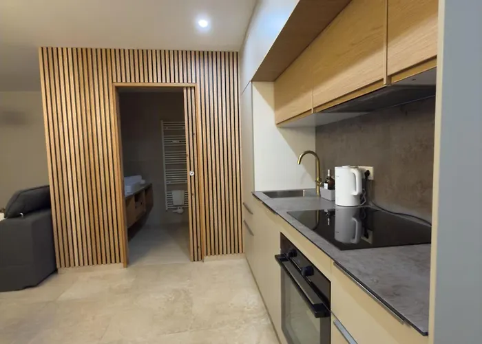 Appartamento Modern With Alpine Charm In