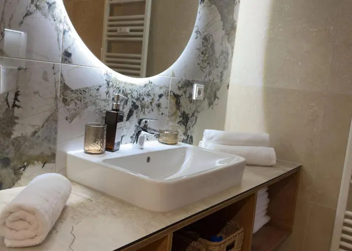 Modern With Alpine Charm In 아파트 바트 가슈타인